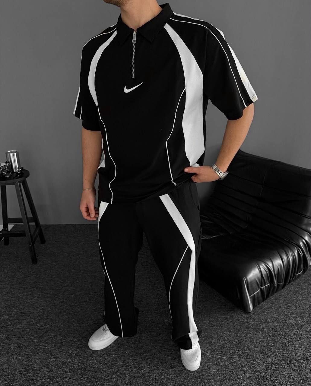 طقم رياضي رجالي عصري بتصميم رياضي مميز (Polo Zip Tracksuit)